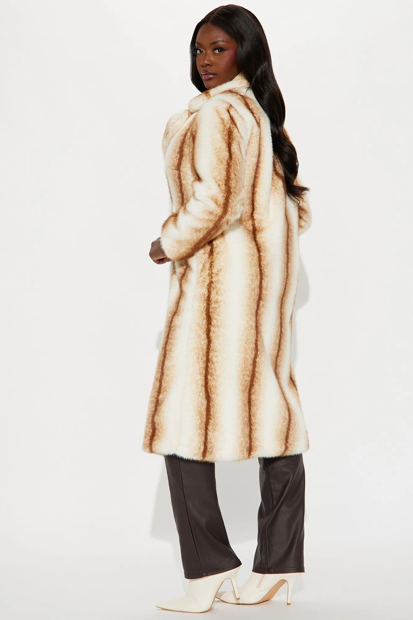 Aspen Ready Faux Fur Coat - White/combo