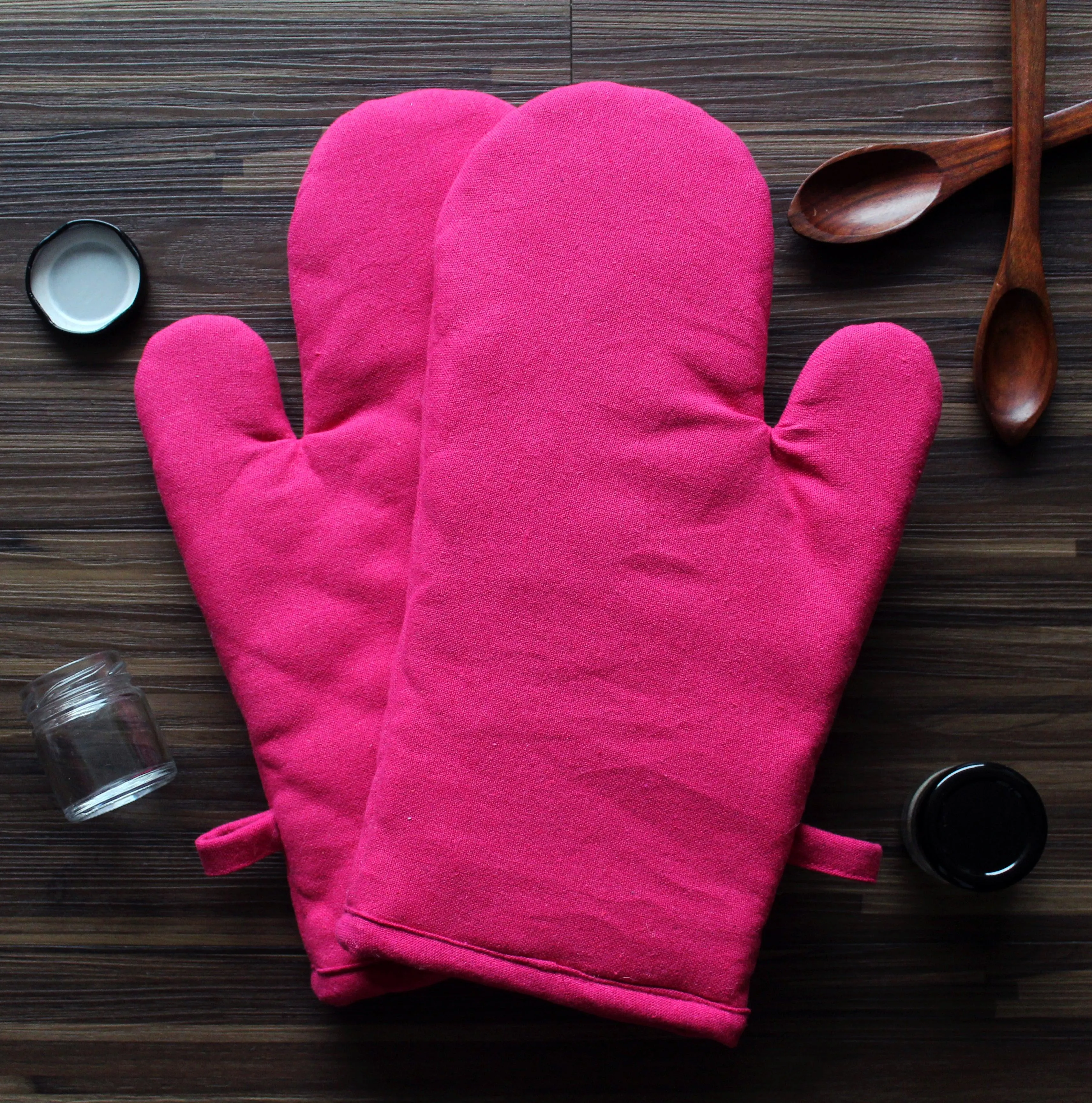 Cotton Solid Pink Oven Gloves Pack Of 2