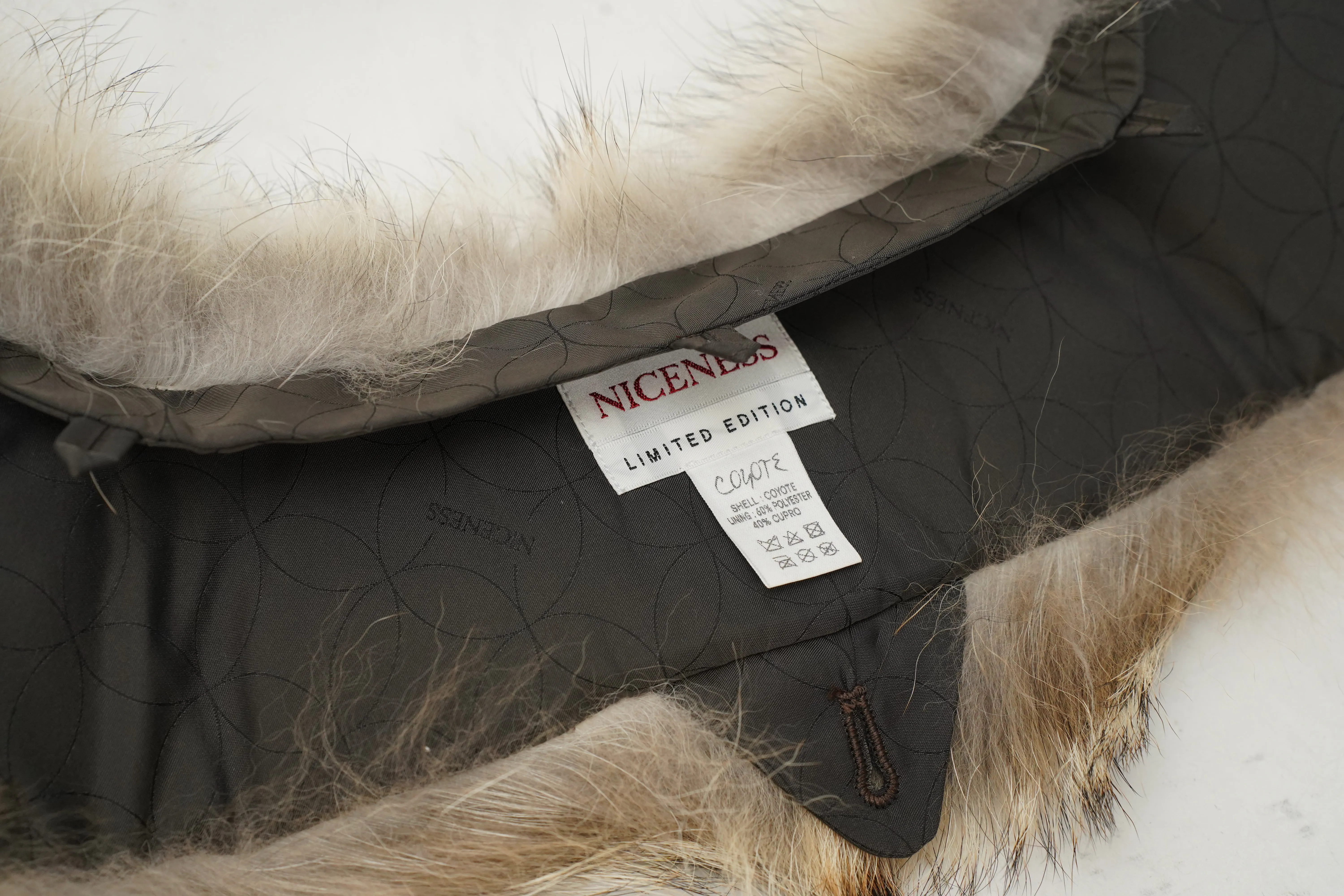 COYOTE -Coyote Fur Collar-