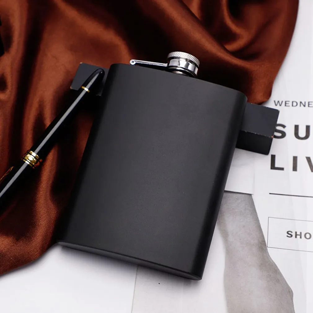 Funki Buys | Hip Flasks | Black Stainless Steel Hip Flask | 8oz