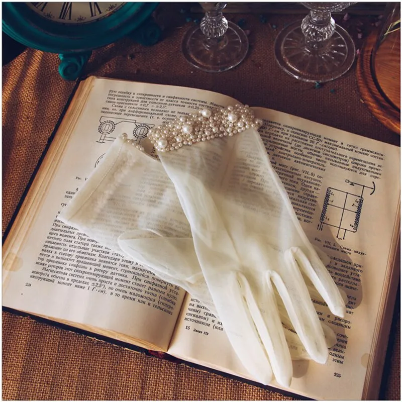 Glamour Pearl Bridal Wedding Gloves