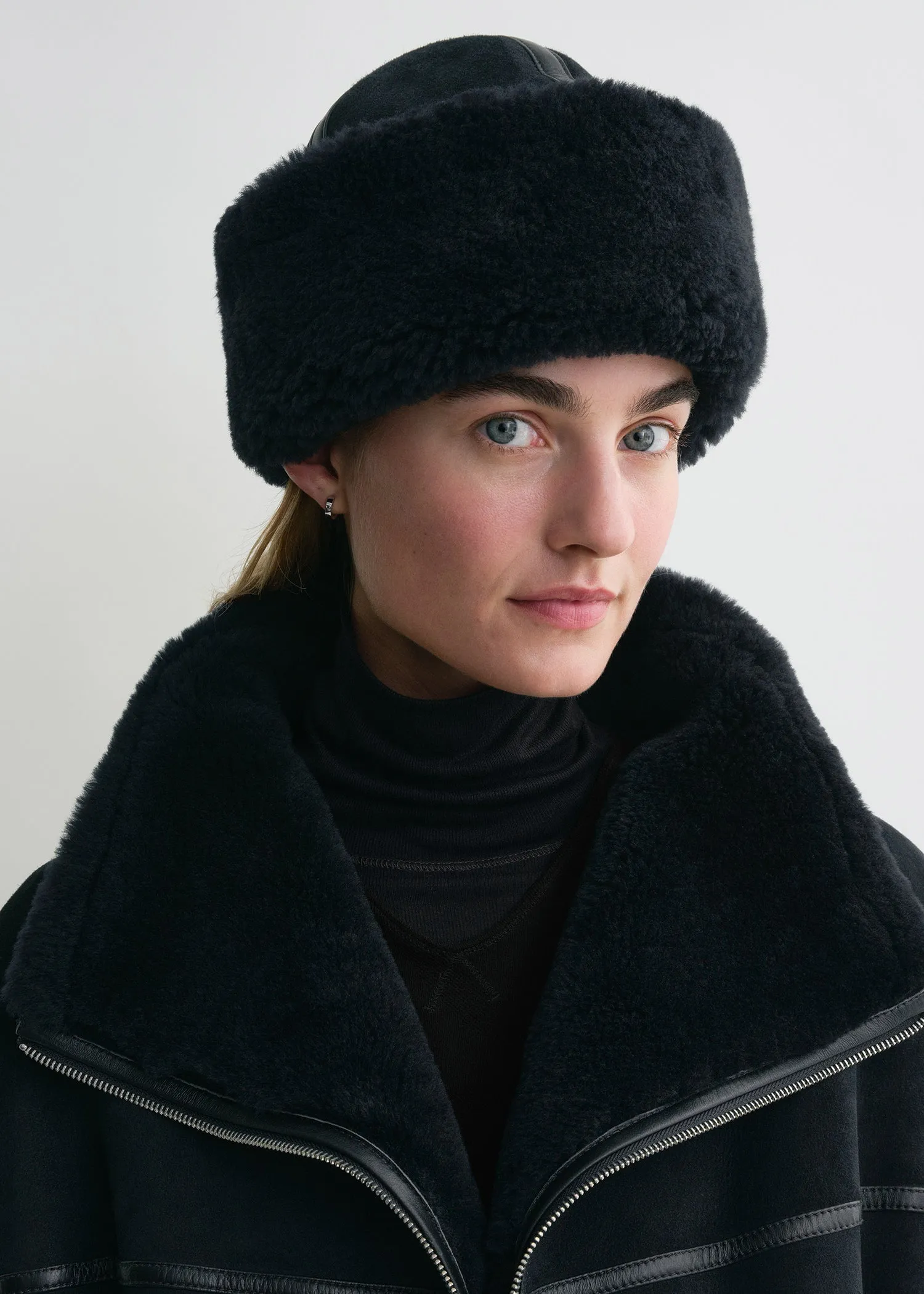 Shearling winter hat navy