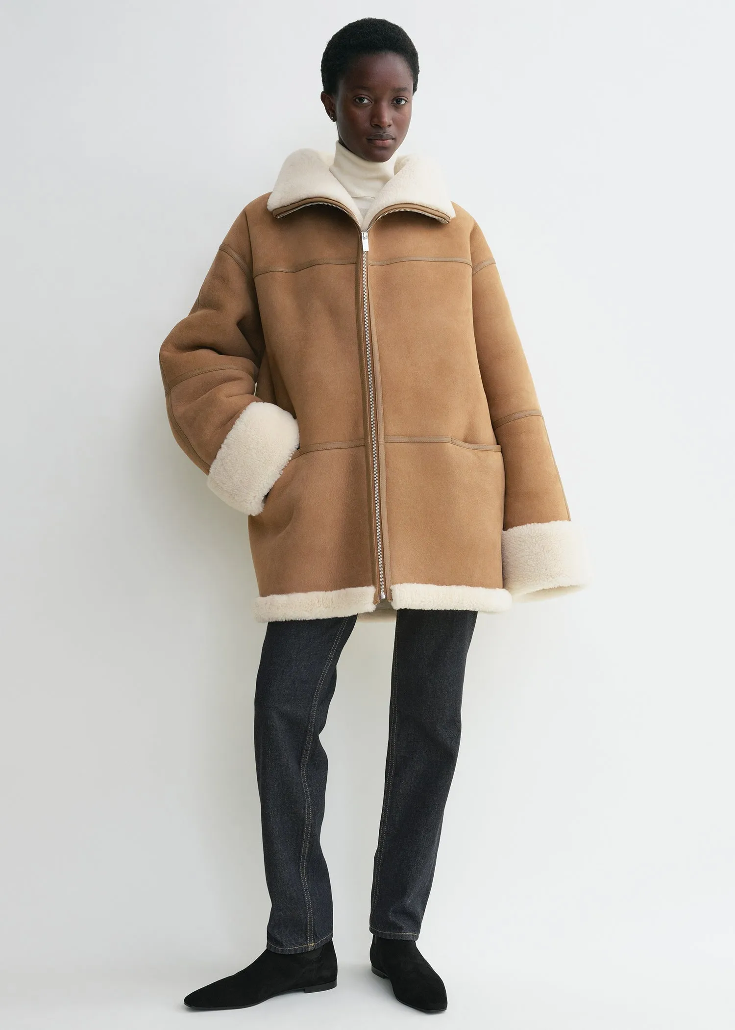 Signature shearling jacket biscuit