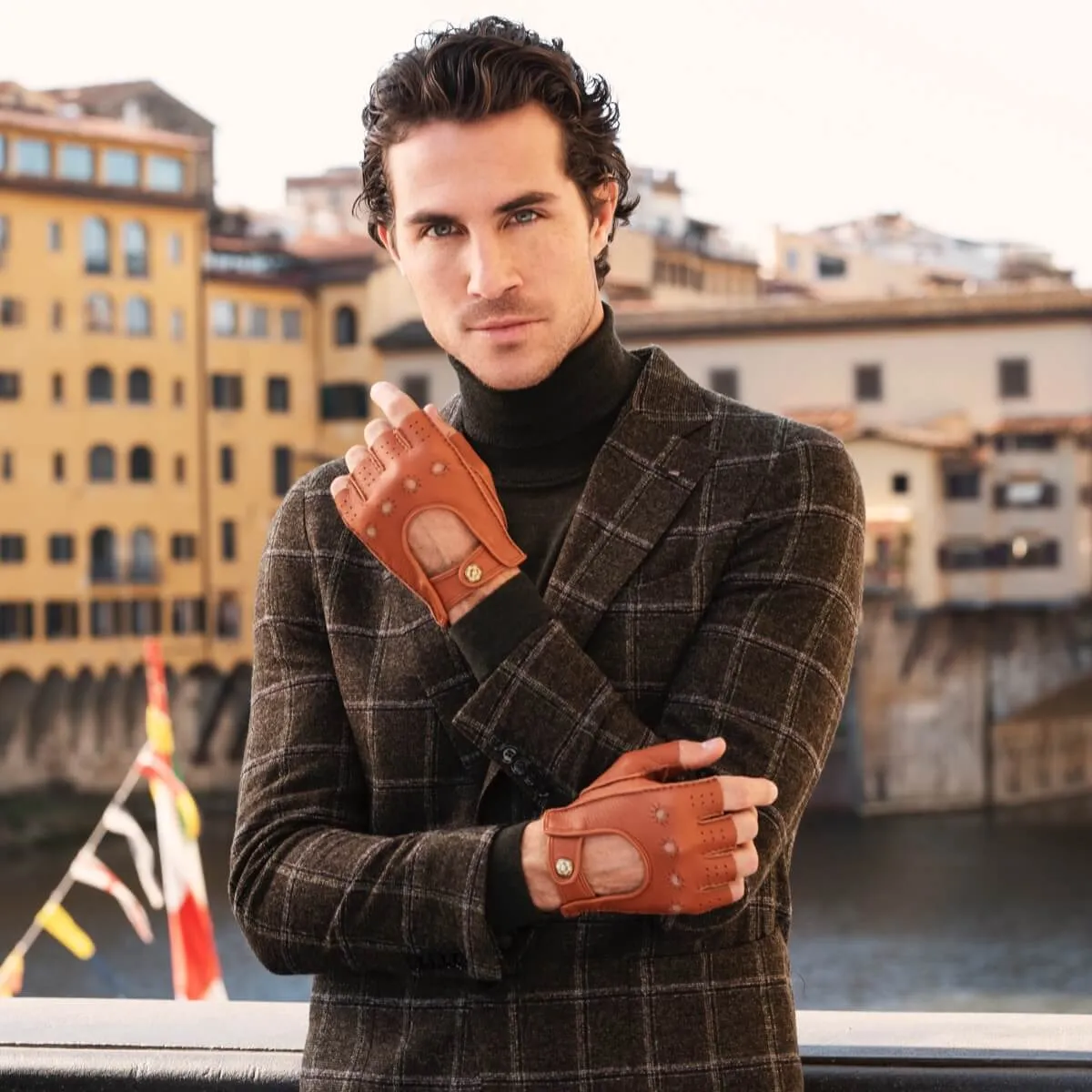 Vincenzo (brown): fingerless Italian driving gloves made of American deerskin leather